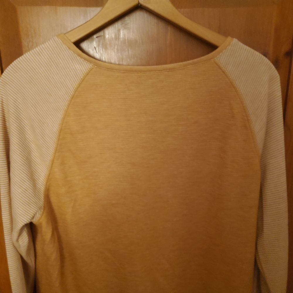 Pendleton Tan and Cream Long Sleeve Top - Picture 5 of 8